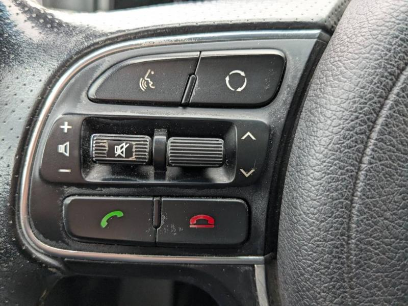 Photo 19 de l’annonce de KIA Sportage d’occasion à vendre à MARSEILLE