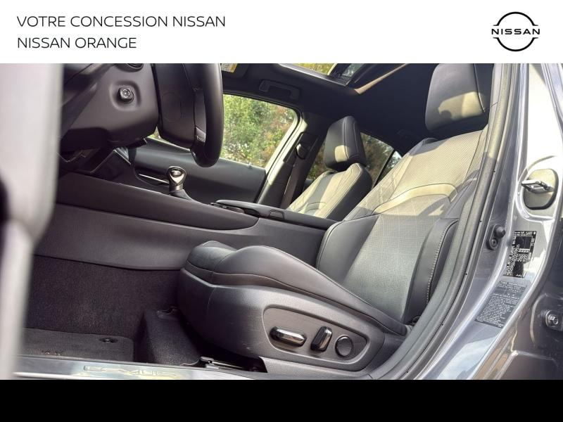 Photo 14 de l’annonce de LEXUS UX d’occasion à vendre à ORANGE