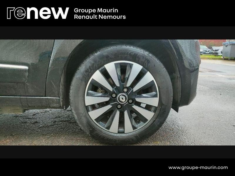 Photo 9 de l’annonce de RENAULT Twingo d’occasion à vendre à SAINT PIERRE LES NEMOURS