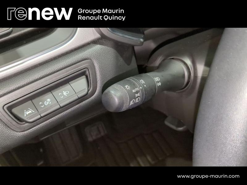 Photo 16 de l’annonce de RENAULT Captur d’occasion à vendre à QUINCY-SOUS-SÉNART