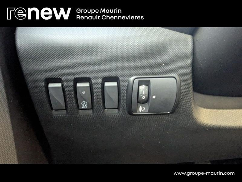 Photo 20 de l’annonce de RENAULT Twingo d’occasion à vendre à CHENNEVIÈRES-SUR-MARNE