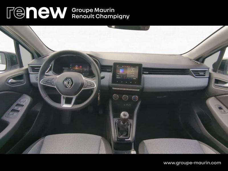 Photo 14 de l’annonce de RENAULT Clio d’occasion à vendre à CHAMPIGNY-SUR-MARNE