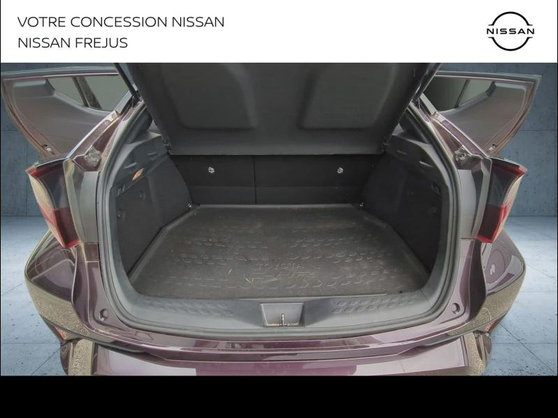 Photo 18 de l’annonce de TOYOTA C-HR d’occasion à vendre à FRÉJUS