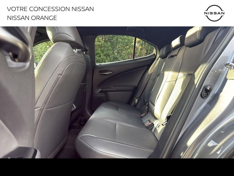 Photo 11 de l’annonce de LEXUS UX d’occasion à vendre à BOLLÈNE