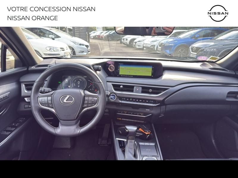 Photo 12 de l’annonce de LEXUS UX d’occasion à vendre à BOLLÈNE