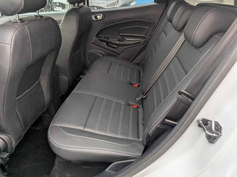 Photo 11 de l’annonce de FORD EcoSport d’occasion à vendre à FRÉJUS