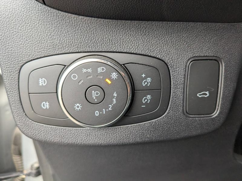 Photo 16 de l’annonce de FORD Puma d’occasion à vendre à BRIGNOLES