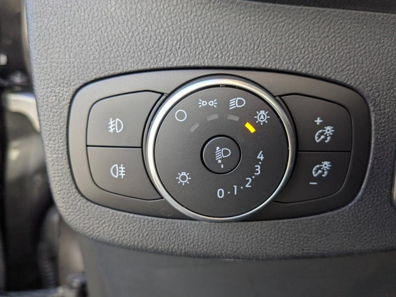 Photo 10 de l’annonce de FORD Puma d’occasion à vendre à BRIGNOLES