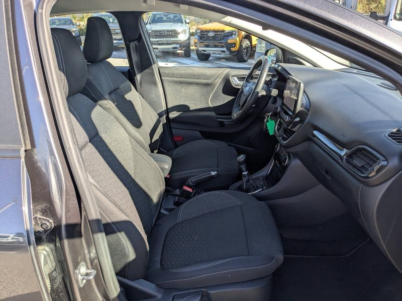 Photo 16 de l’annonce de FORD Puma d’occasion à vendre à BRIGNOLES