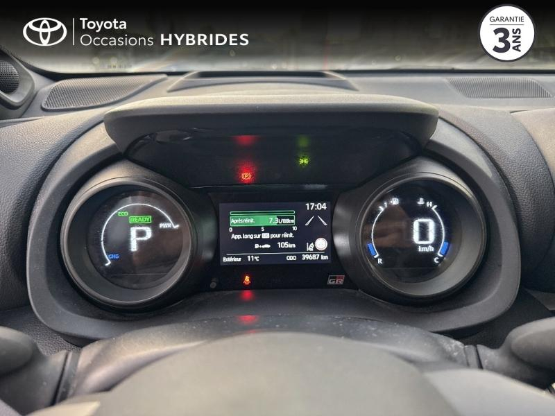 Photo 14 de l’annonce de TOYOTA Yaris d’occasion à vendre à LATTES