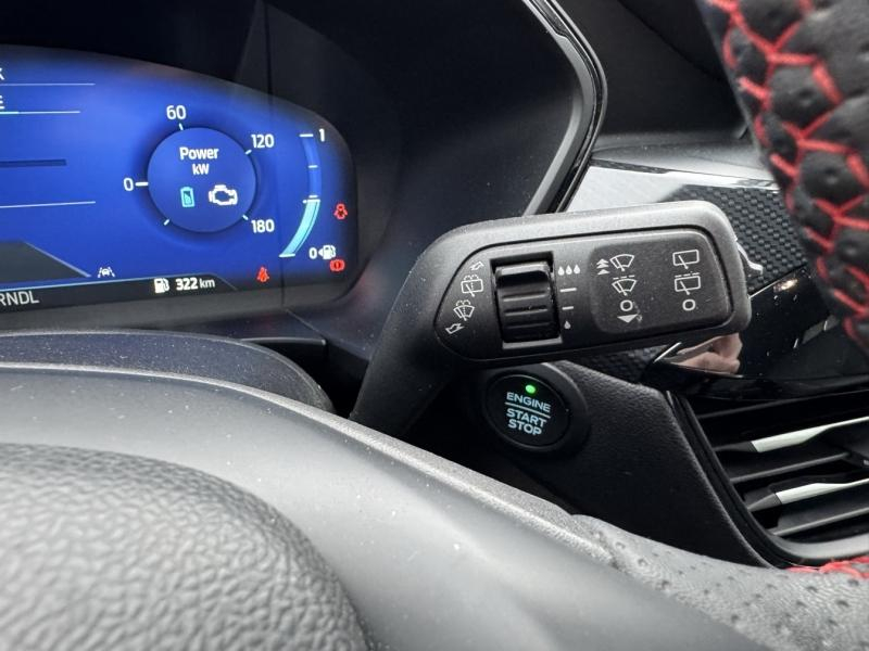 Photo 17 de l’annonce de FORD Kuga d’occasion à vendre à NARBONNE