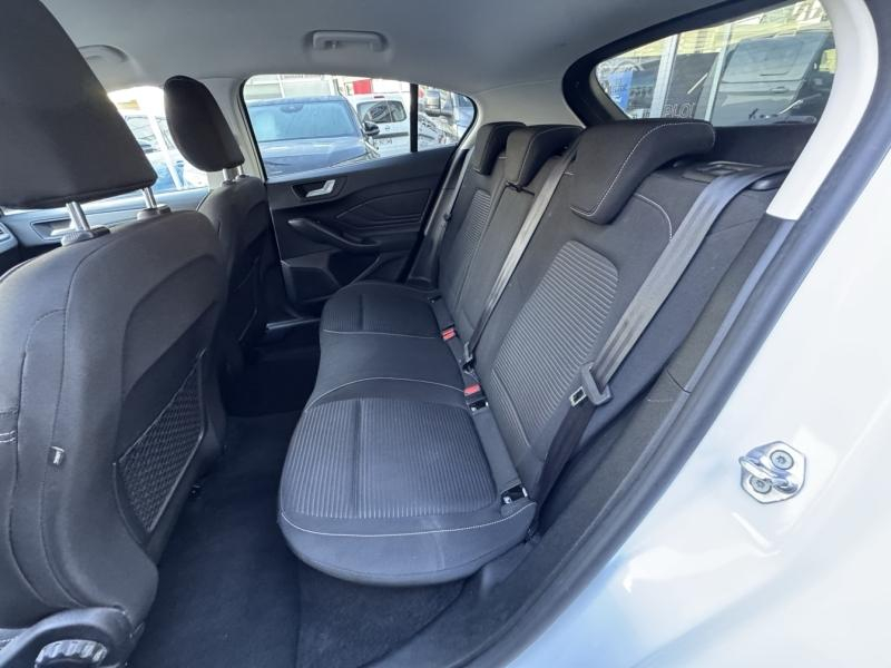 Photo 14 de l’annonce de FORD Focus d’occasion à vendre à NARBONNE