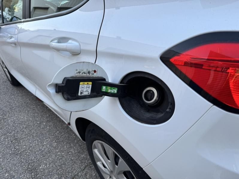 Photo 8 de l’annonce de FORD Fiesta d’occasion à vendre à NARBONNE