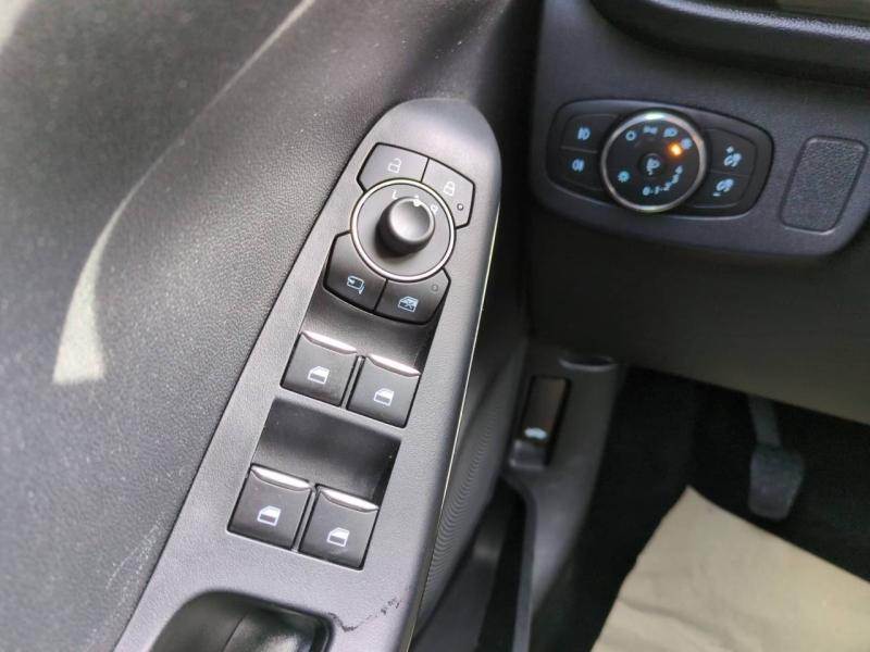 Photo 13 de l’annonce de FORD Puma d’occasion à vendre à NÎMES