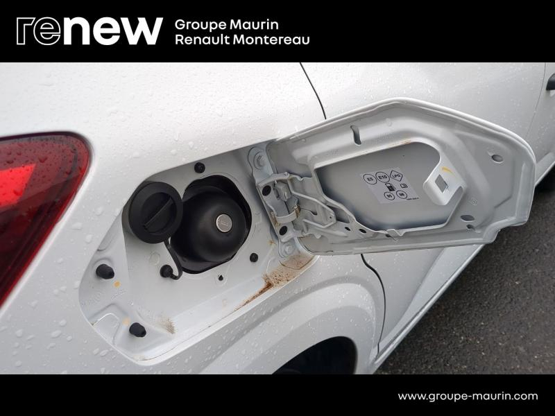 Photo 16 de l’annonce de DACIA Sandero d’occasion à vendre à VARENNES SUR SEINE