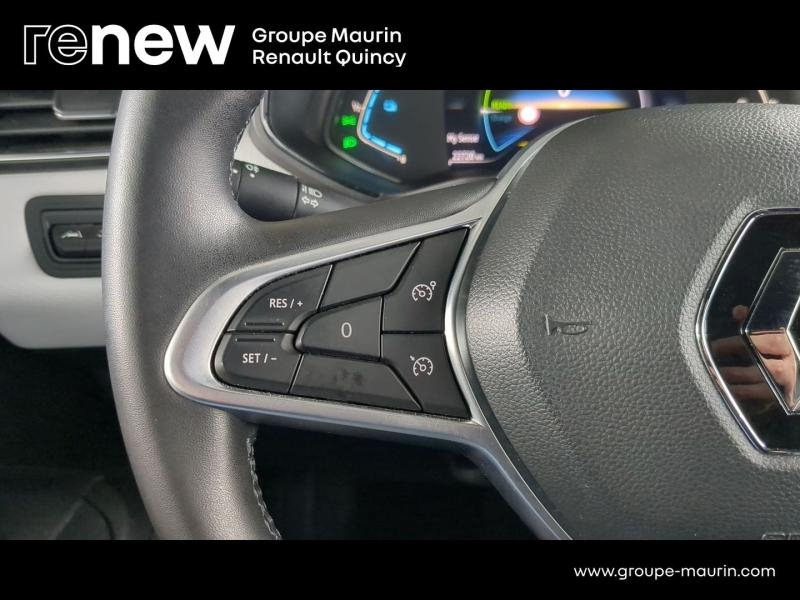 Photo 19 de l’annonce de RENAULT Clio d’occasion à vendre à QUINCY-SOUS-SÉNART