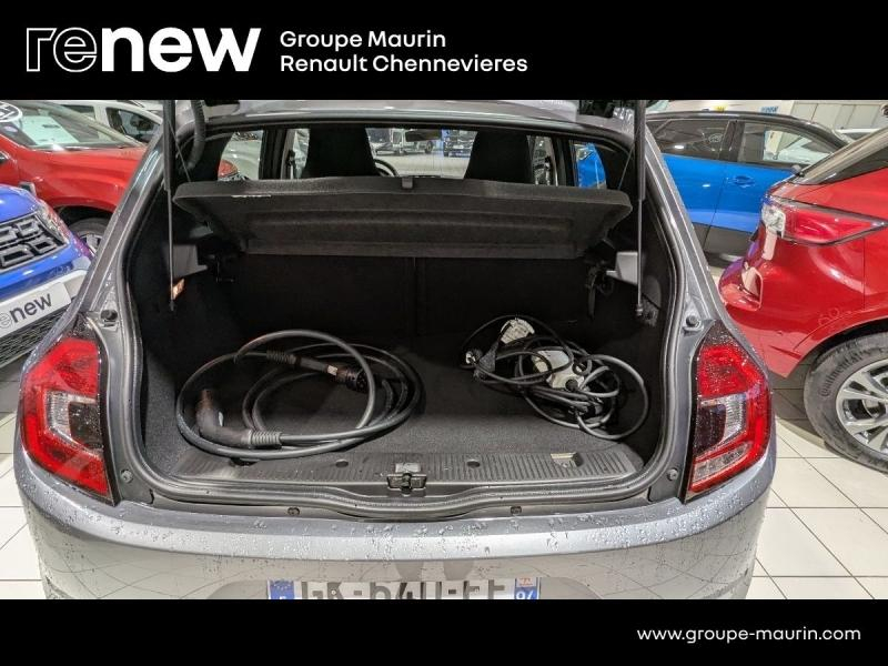 Photo 13 de l’annonce de RENAULT Twingo d’occasion à vendre à CHENNEVIÈRES-SUR-MARNE