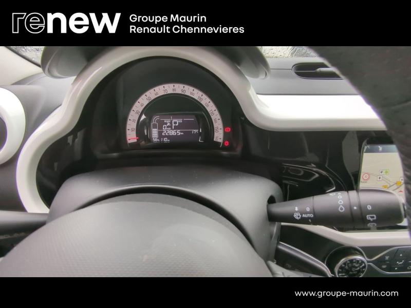 Photo 11 de l’annonce de RENAULT Twingo d’occasion à vendre à CHENNEVIÈRES-SUR-MARNE