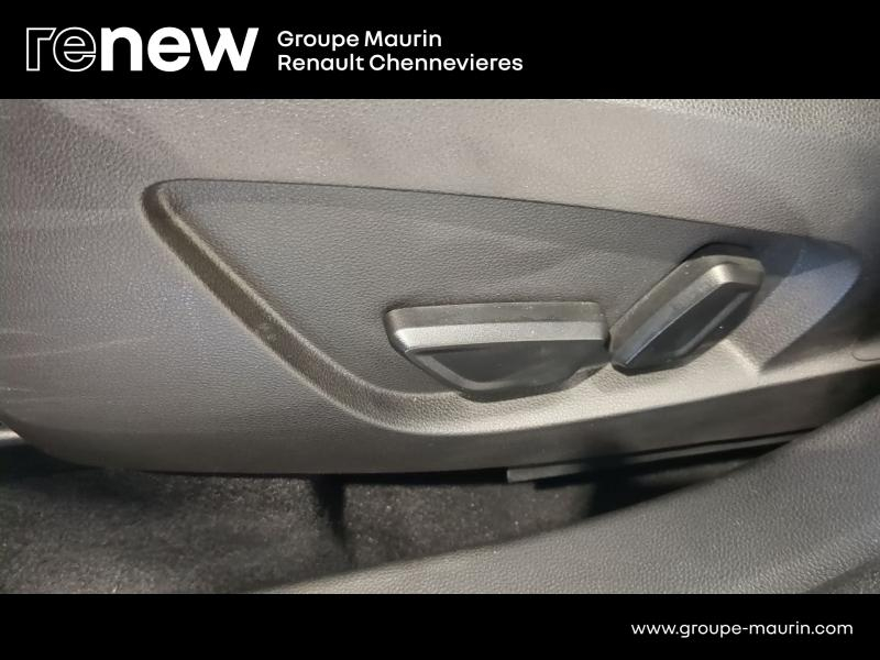 Photo 11 de l’annonce de RENAULT Captur d’occasion à vendre à CHENNEVIÈRES-SUR-MARNE