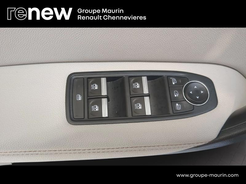 Photo 13 de l’annonce de RENAULT Captur d’occasion à vendre à CHENNEVIÈRES-SUR-MARNE