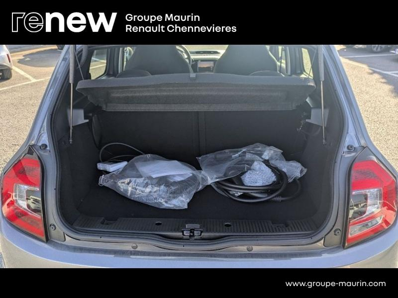 Photo 15 de l’annonce de RENAULT Twingo d’occasion à vendre à CHENNEVIÈRES-SUR-MARNE