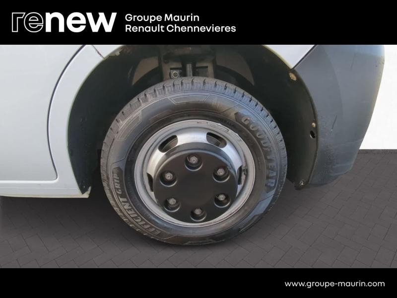 Photo 17 de l’annonce de RENAULT Master CCb VUL d’occasion à vendre à CHENNEVIÈRES-SUR-MARNE