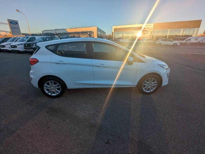 Photo 8 de l’annonce de FORD Fiesta d’occasion à vendre à FRÉJUS