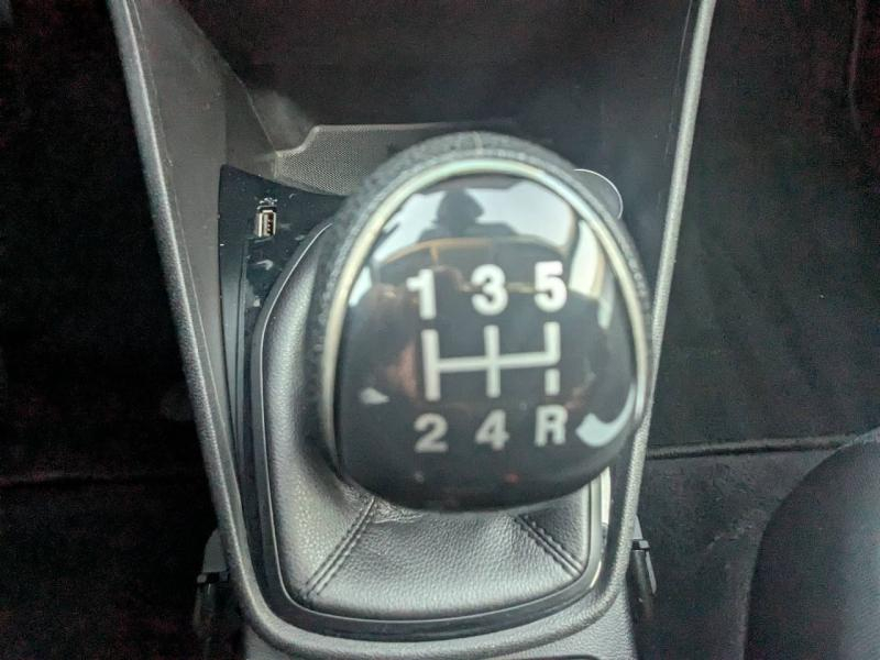 Photo 18 de l’annonce de FORD Fiesta d’occasion à vendre à FRÉJUS