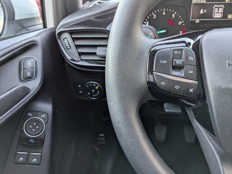 Photo 15 de l’annonce de FORD Fiesta d’occasion à vendre à AVIGNON