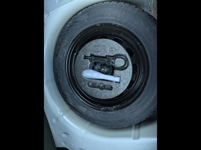 Photo 17 de l’annonce de FORD Fiesta d’occasion à vendre à AVIGNON