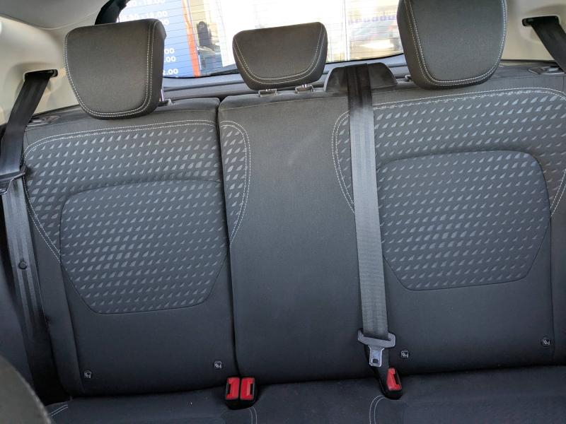 Photo 16 de l’annonce de FORD Fiesta d’occasion à vendre à AVIGNON