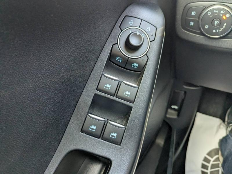 Photo 10 de l’annonce de FORD Puma d’occasion à vendre à MARSEILLE