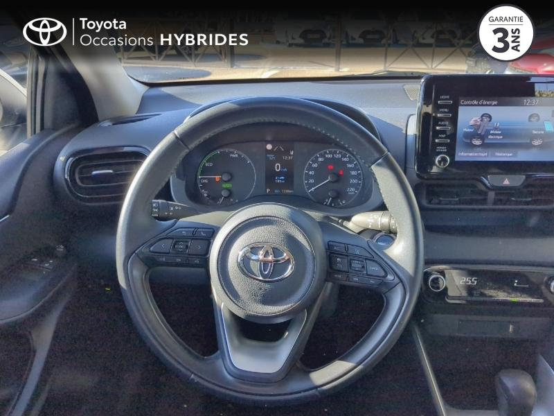 Photo 9 de l’annonce de TOYOTA Yaris d’occasion à vendre à ARLES