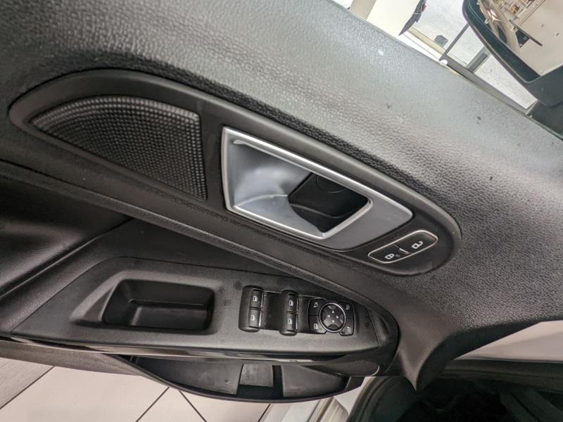 Photo 11 de l’annonce de FORD EcoSport d’occasion à vendre à ANNEMASSE