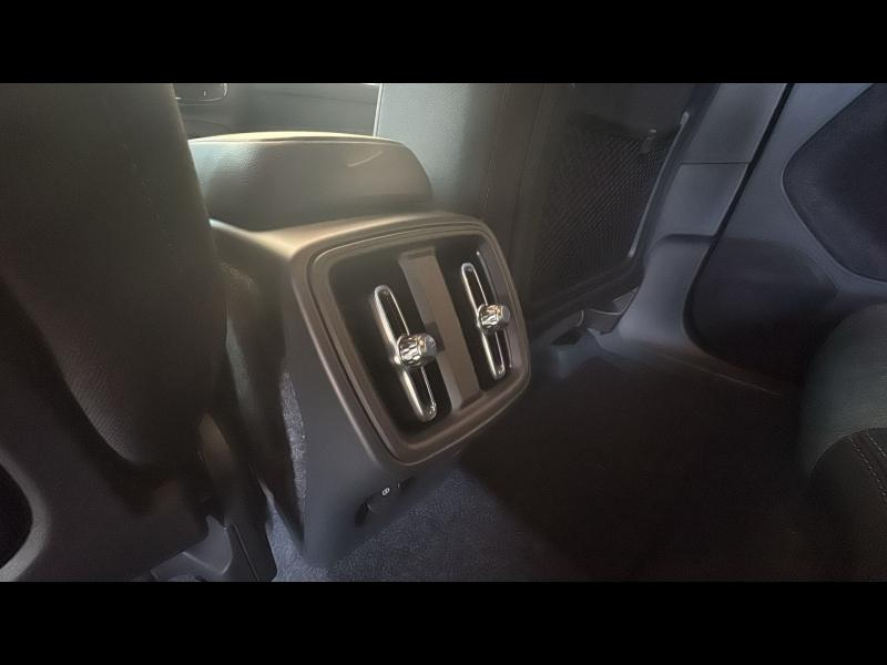 Photo 12 de l’annonce de VOLVO XC40 d’occasion à vendre à TOULON