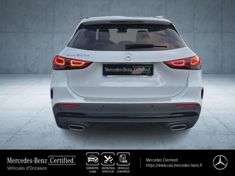 Photo 4 de l’annonce de MERCEDES-BENZ Classe GLA d’occasion à vendre à AUBIÈRE