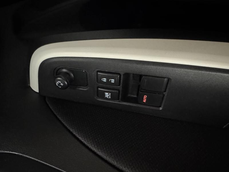 Photo 10 de l’annonce de SUZUKI Swift d’occasion à vendre à MONTPELLIER