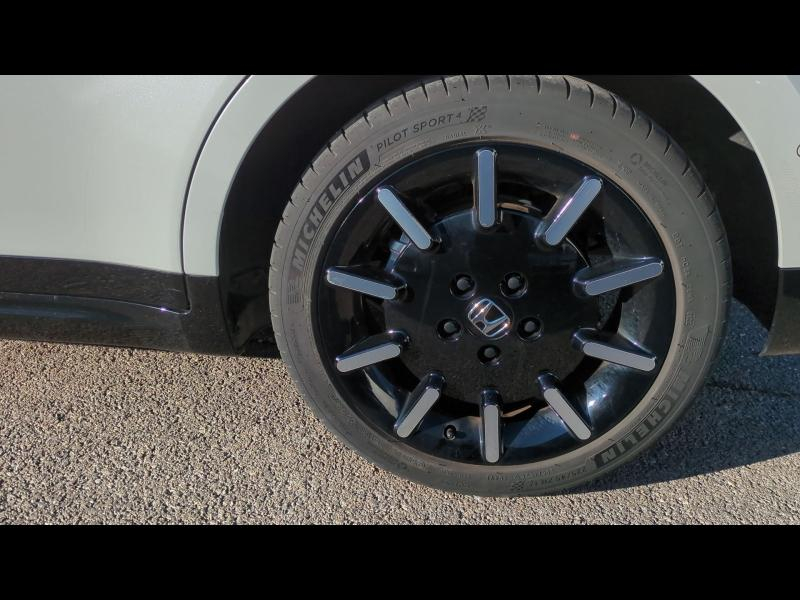 Photo 5 de l’annonce de HONDA Honda e d’occasion à vendre à SPÉCIALISTE