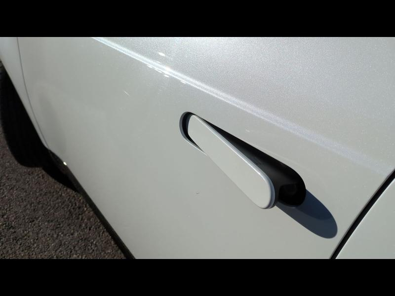 Photo 15 de l’annonce de HONDA Honda e d’occasion à vendre à SPÉCIALISTE