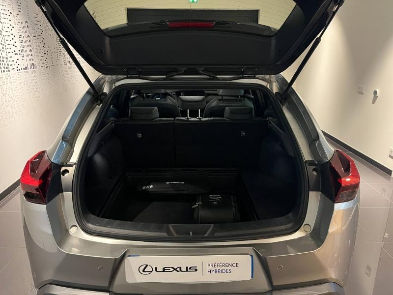 Photo 7 de l’annonce de LEXUS UX d’occasion à vendre à AUBIÈRE