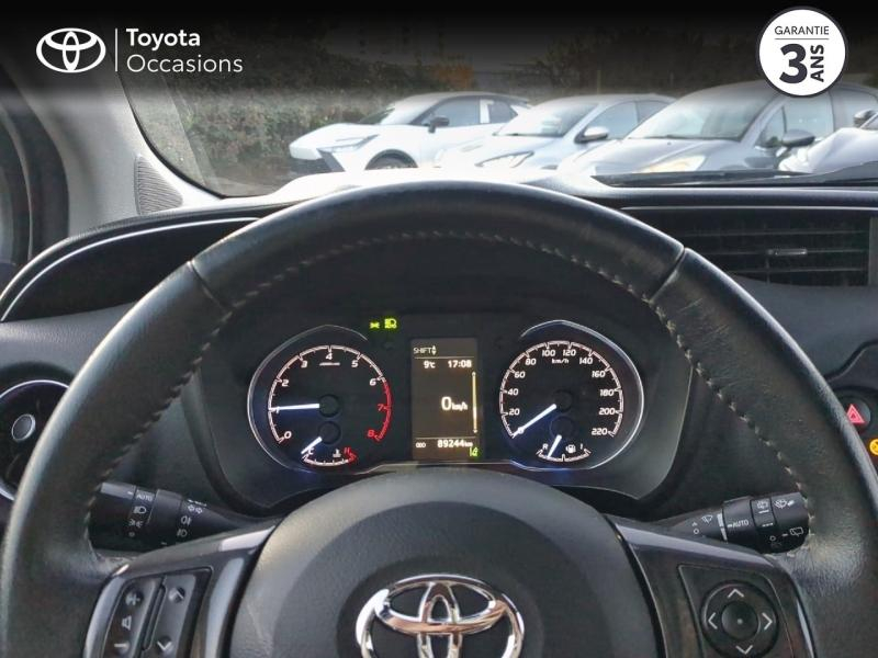 Photo 13 de l’annonce de TOYOTA Yaris d’occasion à vendre à NÎMES