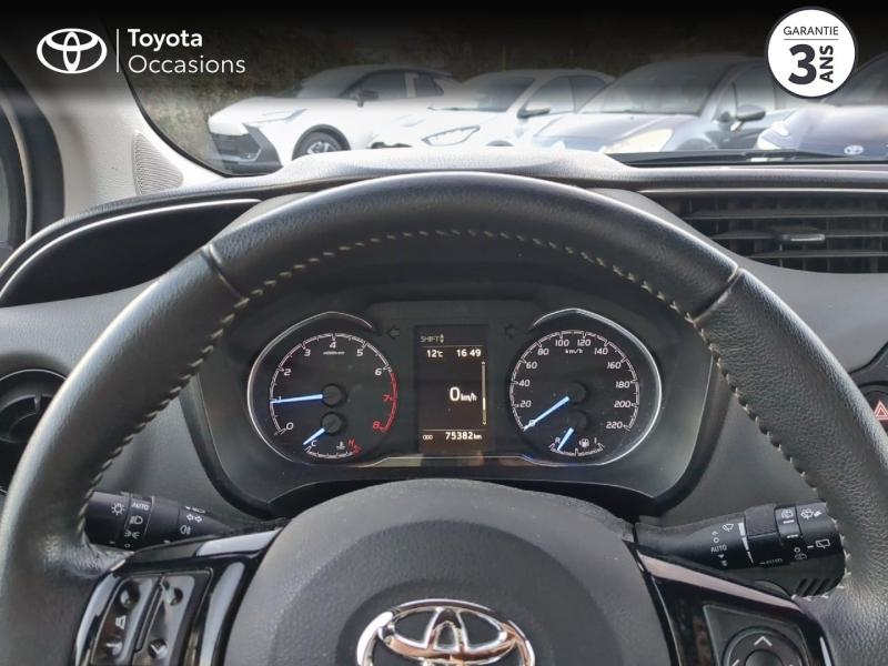Photo 13 de l’annonce de TOYOTA Yaris d’occasion à vendre à NÎMES