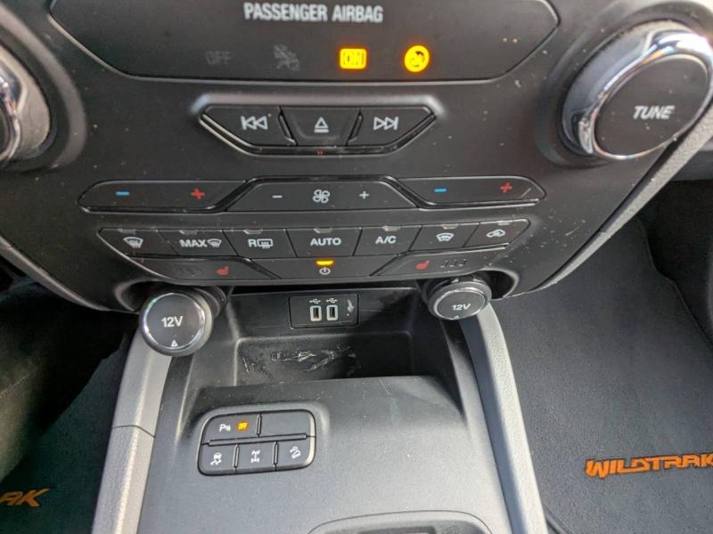 Photo 19 de l’annonce de FORD Ranger VUL d’occasion à vendre à FRÉJUS