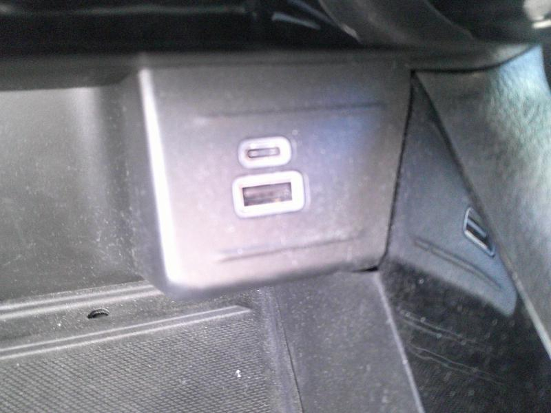 Photo 11 de l’annonce de JEEP Compass d’occasion à vendre à PERPIGNAN