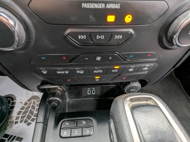 Photo 18 de l’annonce de FORD Ranger VUL d’occasion à vendre à AIX-EN-PROVENCE