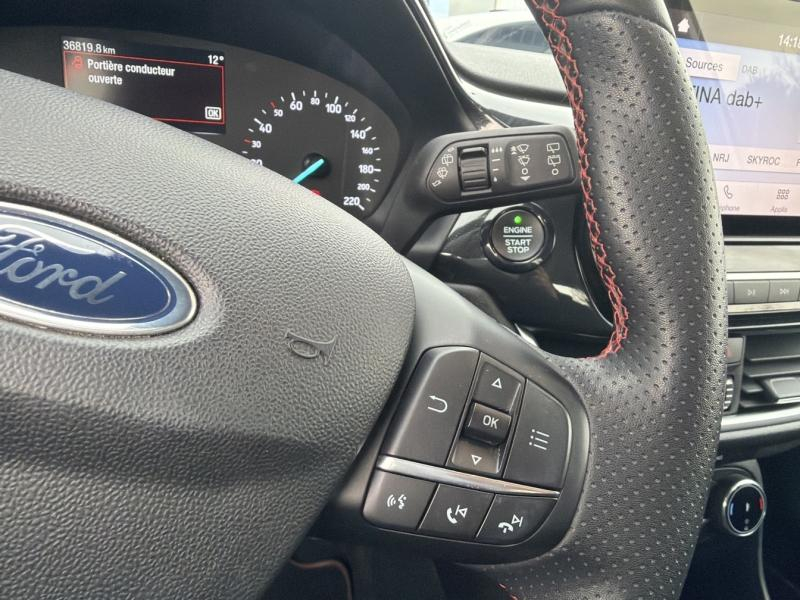 Photo 16 de l’annonce de FORD Fiesta d’occasion à vendre à VITROLLES