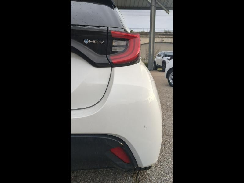 Photo 5 de l’annonce de TOYOTA Yaris d’occasion à vendre à ARLES