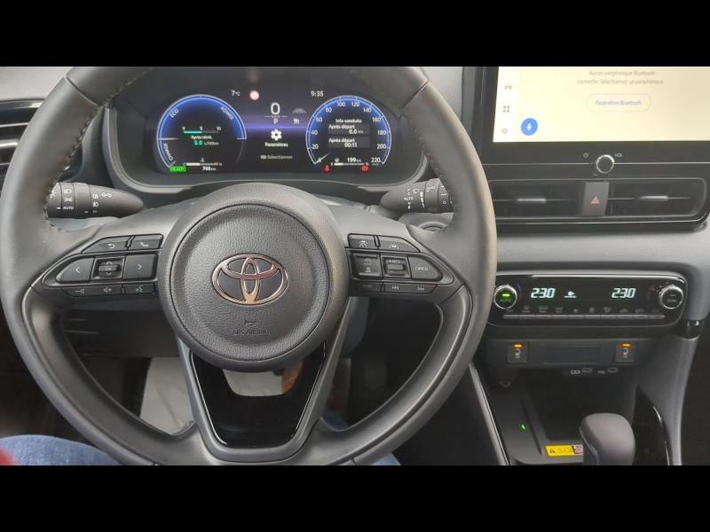 Photo 16 de l’annonce de TOYOTA Yaris d’occasion à vendre à ARLES