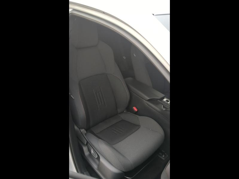 Photo 14 de l’annonce de TOYOTA C-HR d’occasion à vendre à ARLES