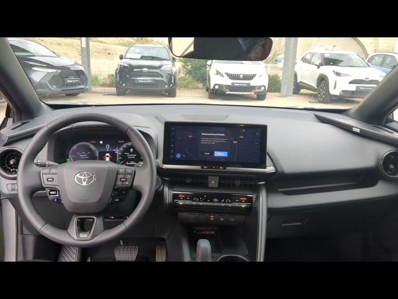 Photo 19 de l’annonce de TOYOTA C-HR d’occasion à vendre à ARLES